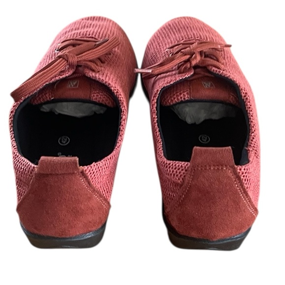 Unisex Arcopedico knit shoe. Made in Portugal. Size 42 GUC - Picture 8 of 12